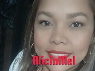 AliciaMel