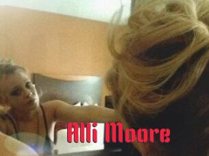 Alli_Moore