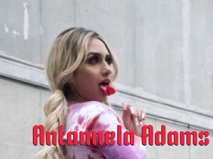 Antonnela_Adams