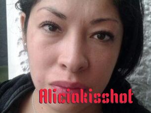 Aliciakisshot