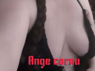 Ange_cornu