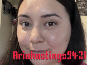 Ariahastings9421