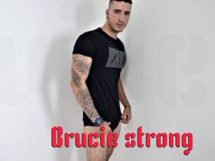 Brucie_strong