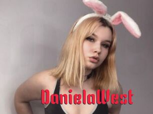 DanielaWest