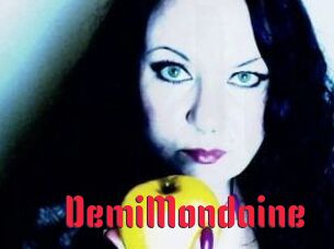 DemiMondaine_