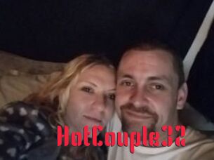 HotCouple32