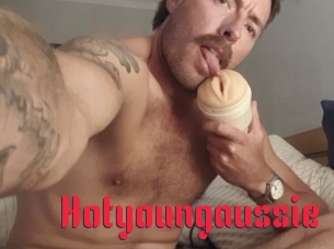 Hotyoungaussie