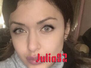 Julia82