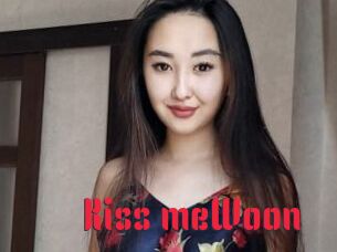 Kiss_meWoon