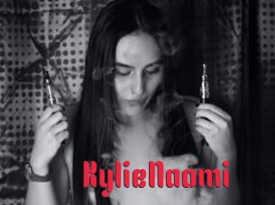 KylieNaomi