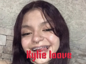 Kylie_loove