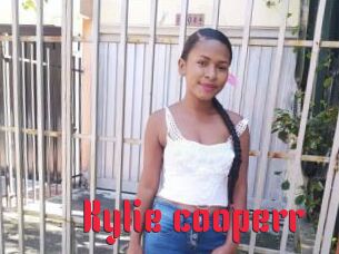 Kylie_cooperr