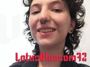 LotusBlossom72 Video Extrait
