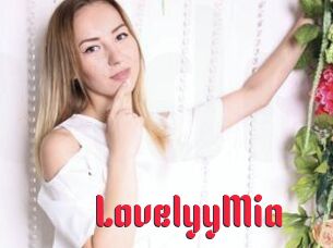 LovelyyMia