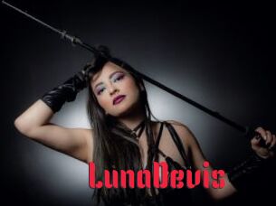 LunaDevis