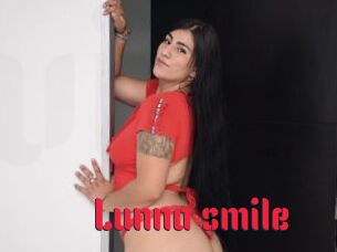 Lunna_smile