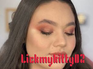 Lickmykitty02