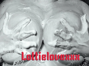 Lottielovexxx