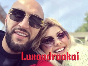 Luxandraakai