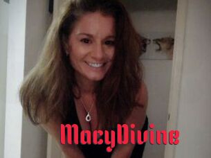 Macy_Divine