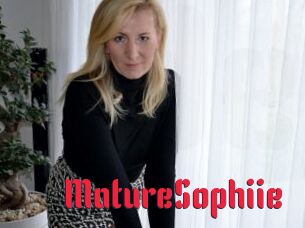 MatureSophiie
