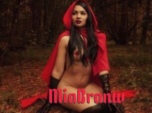 MiaBranw