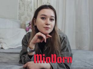 MiaDorn