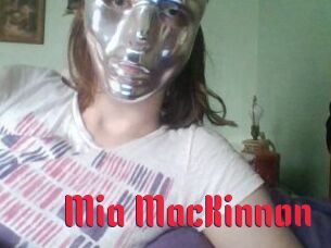 Mia_MacKinnon