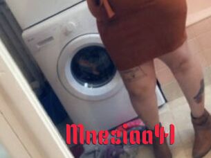 Mneziaa41