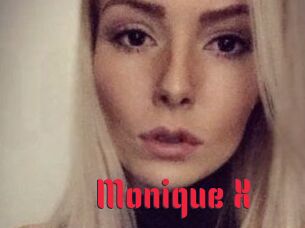 Monique_X