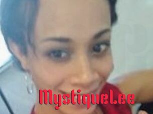 MystiqueLee