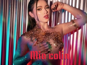 Mia_colin