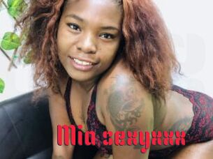 Mia_sexyxxx