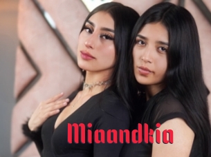 miaandkia Video Extrait