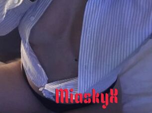 MiaskyX