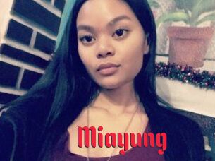 Mia_yung