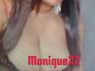 Monique22