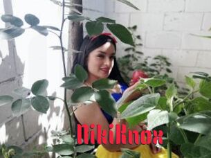 NikiKnox