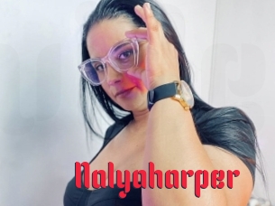 nalyaharper Video Extrait