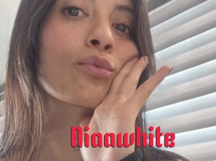 Niaawhite