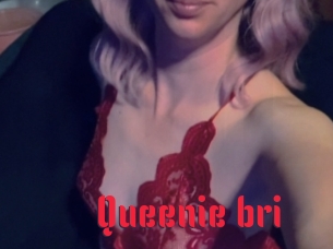 Queenie_bri