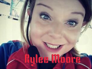 Rylee_Moore