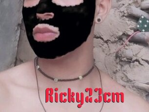 Ricky23cm