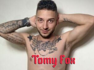 Tomy_Fox