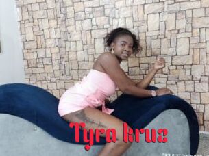 tyra_kruz Video Extrait