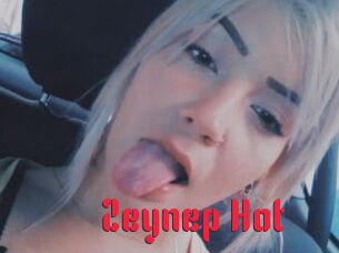 Zeynep_Hot